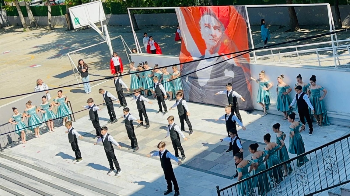19 Mayıs Atatürk'ü Anma Gençlik ve Spor Bayramı kutlu olsun...